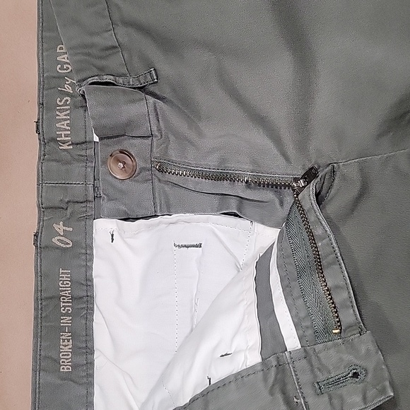 Khakis By Gap Size 4 "Broken In Straight" Deep Olive Green Pants, Exc. Used Cond - Picture 6 of 12